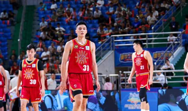 乐竞体育官网注册-山西男篮拒绝爆冷!5分险胜美国明星队,原帅大爆发,考辛斯19分